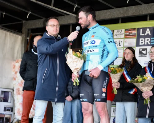 vaiqueur et Damien Martin